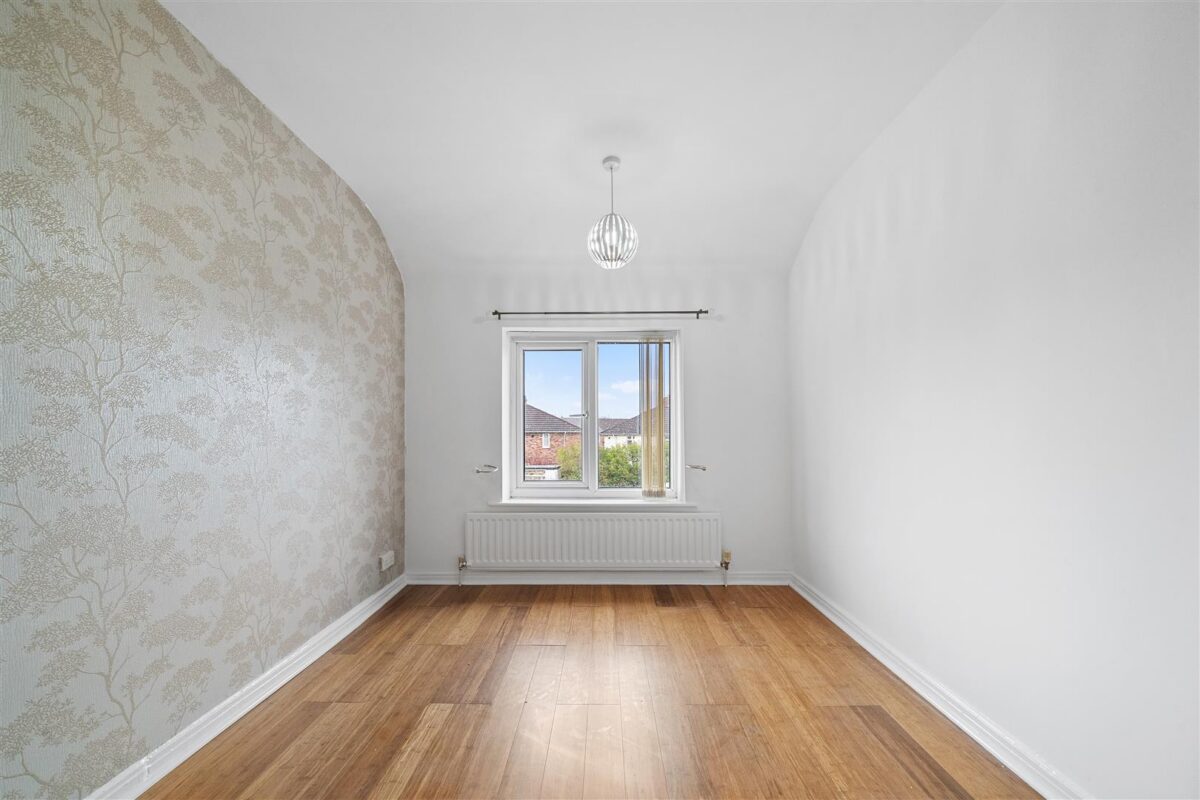 Dereham Crescent, Fazakerley