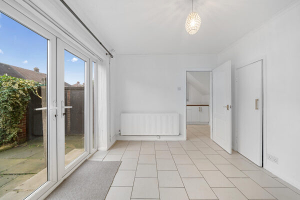 Deerbarn Drive, Old Roan