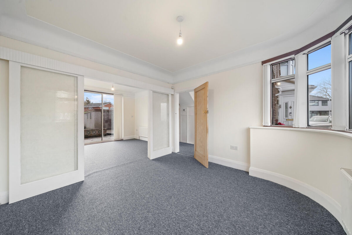 Malvern Grove, Aintree Village