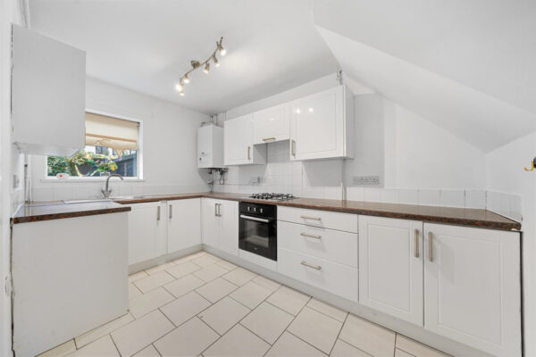 Deerbarn Drive, Old Roan