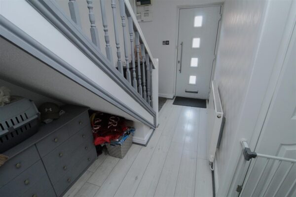 Gray Street, Linacre