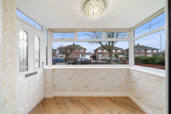 Altway, Aintree Village