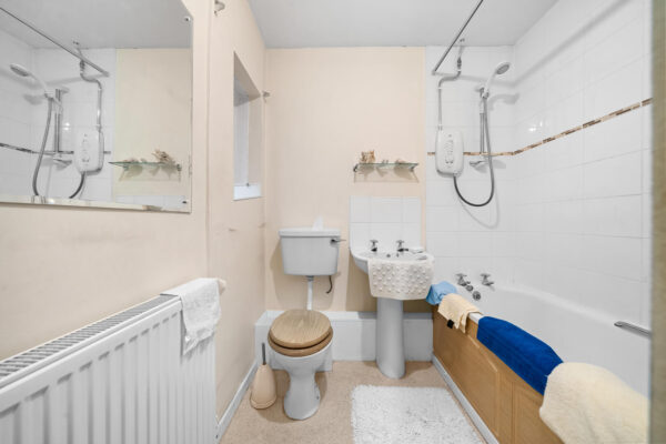 Adlam Road, Fazakerley