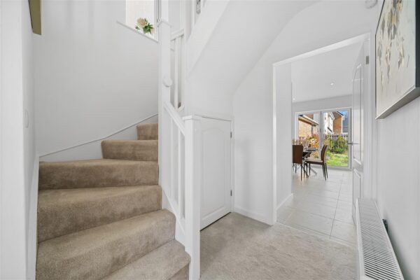 Westhead Green, Aintree Village