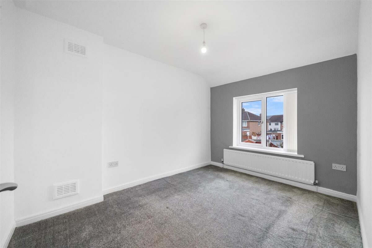 Montrovia Crescent, Fazakerley