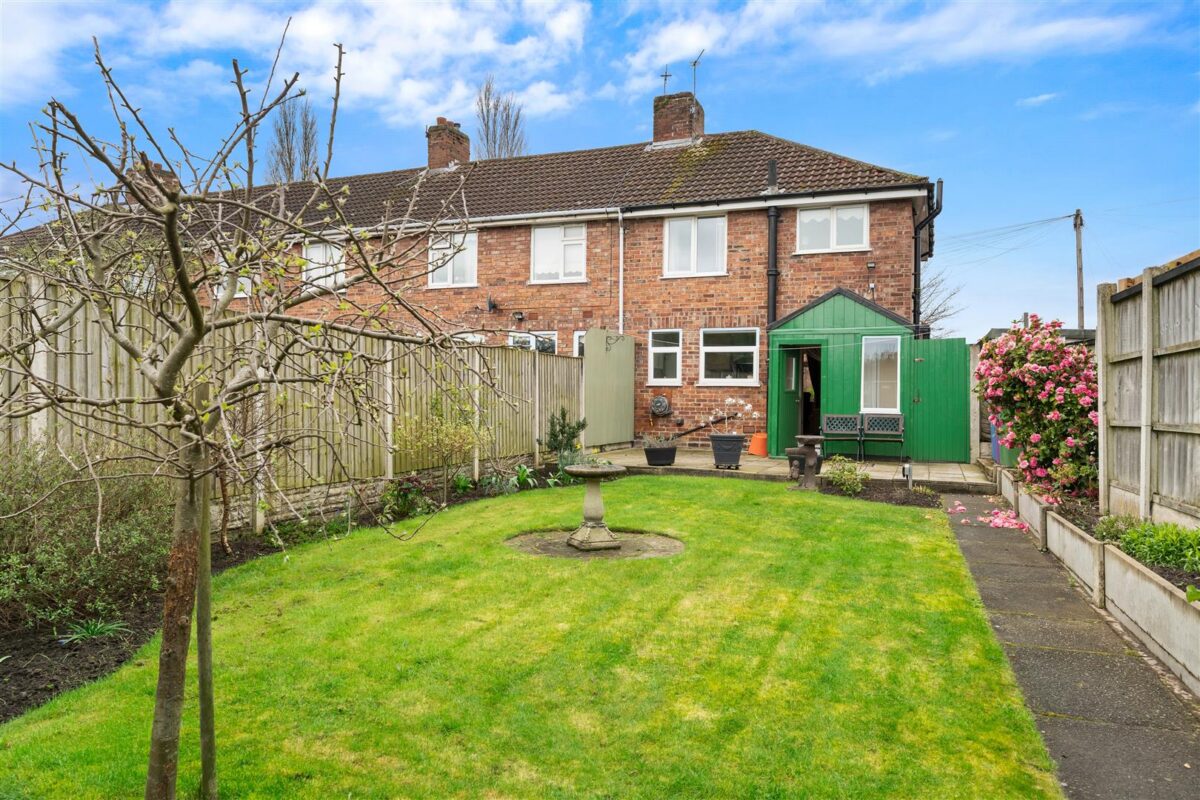 Dereham Crescent, Fazakerley