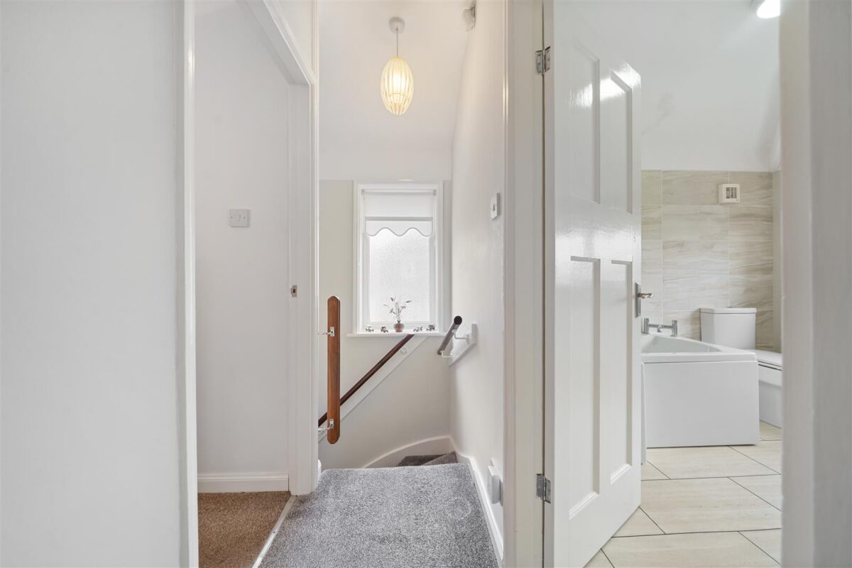 Dereham Crescent, Fazakerley