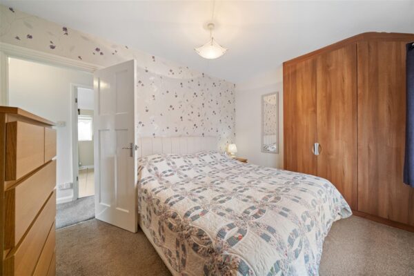 Dereham Crescent, Fazakerley