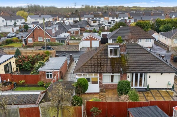 Beech Avenue, Melling