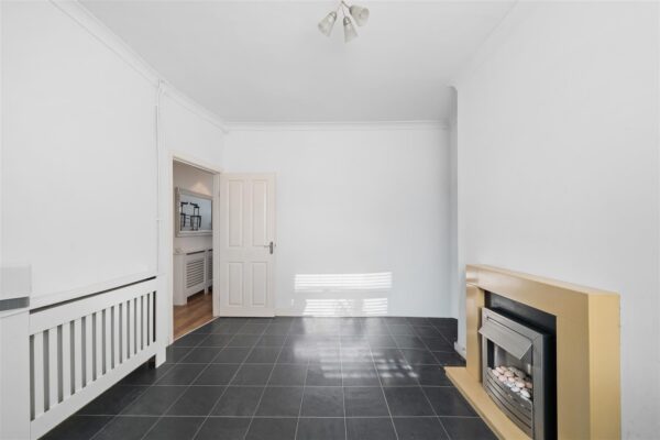 Greenwich Road, Aintree