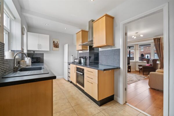 Dereham Crescent, Fazakerley