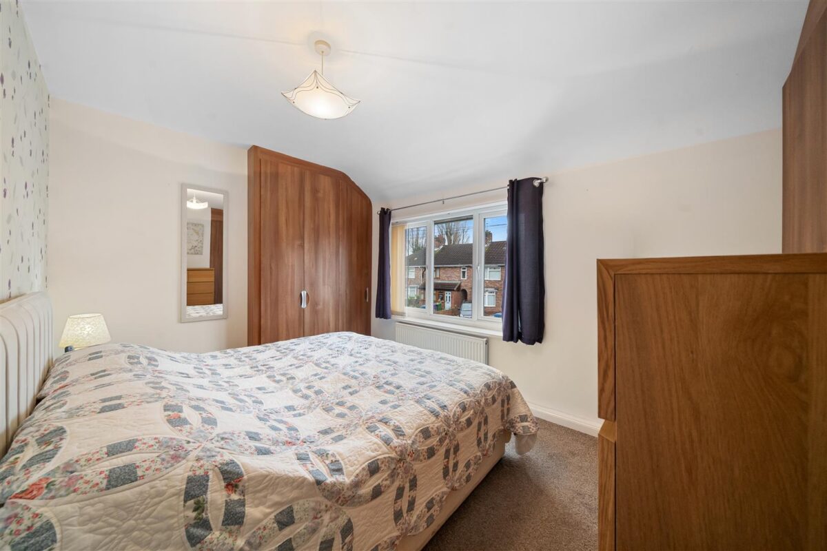 Dereham Crescent, Fazakerley