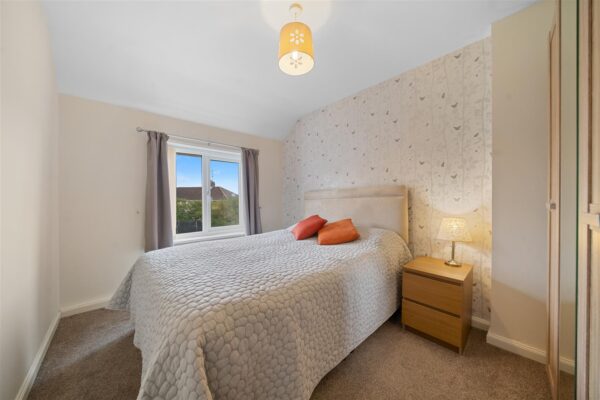 Dereham Crescent, Fazakerley