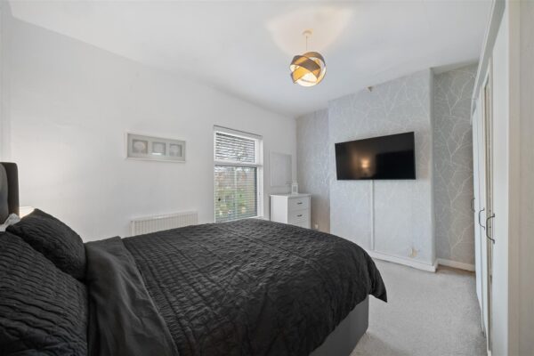 Greenwich Road, Aintree