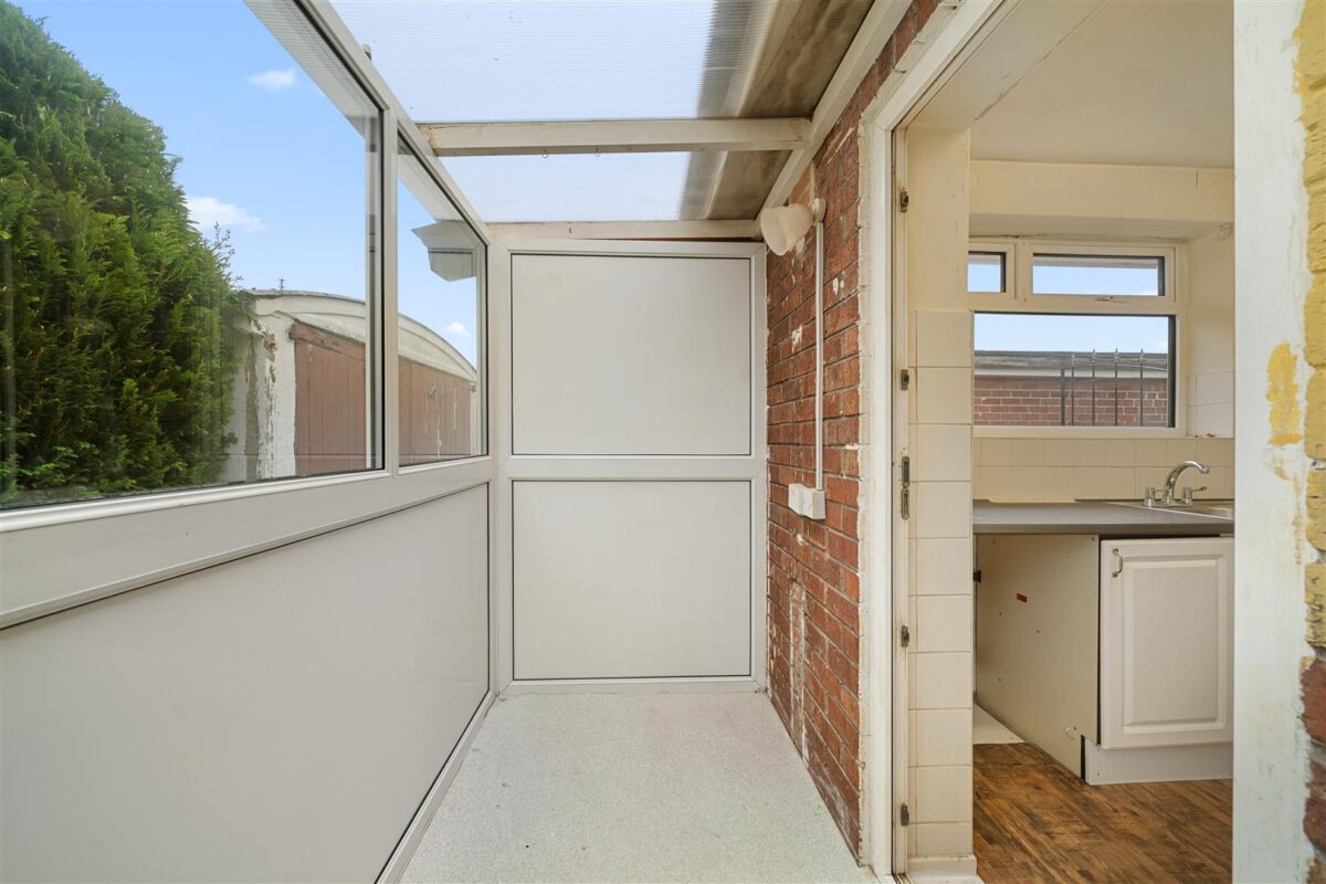 Beech Avenue, Melling