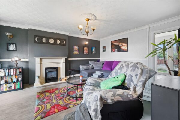 Alma Close, Fazakerley