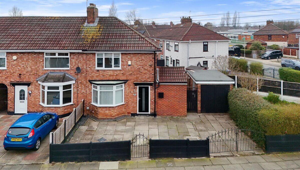 Montrovia Crescent, Fazakerley