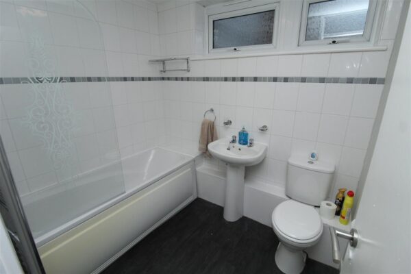 Chelsea Lea, Orrell Lane