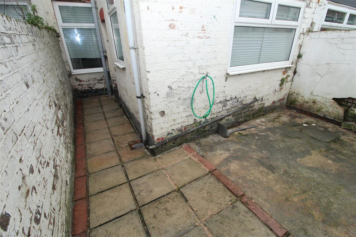 Stanley Park Avenue South, Anfield