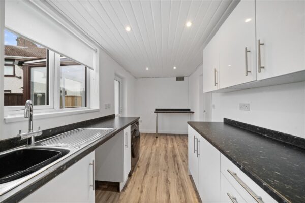 Montrovia Crescent, Fazakerley