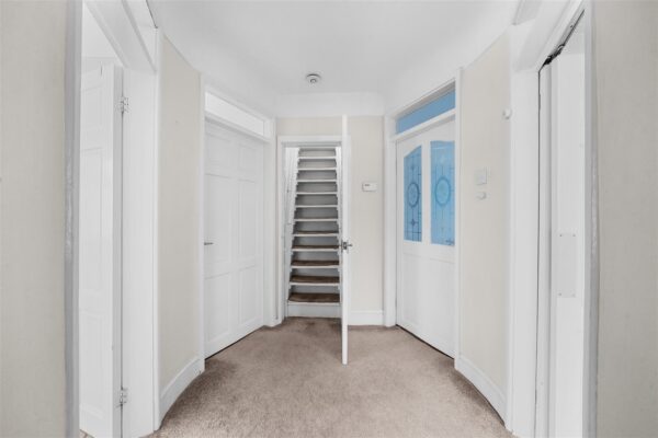 Lancing Drive, Aintree Village