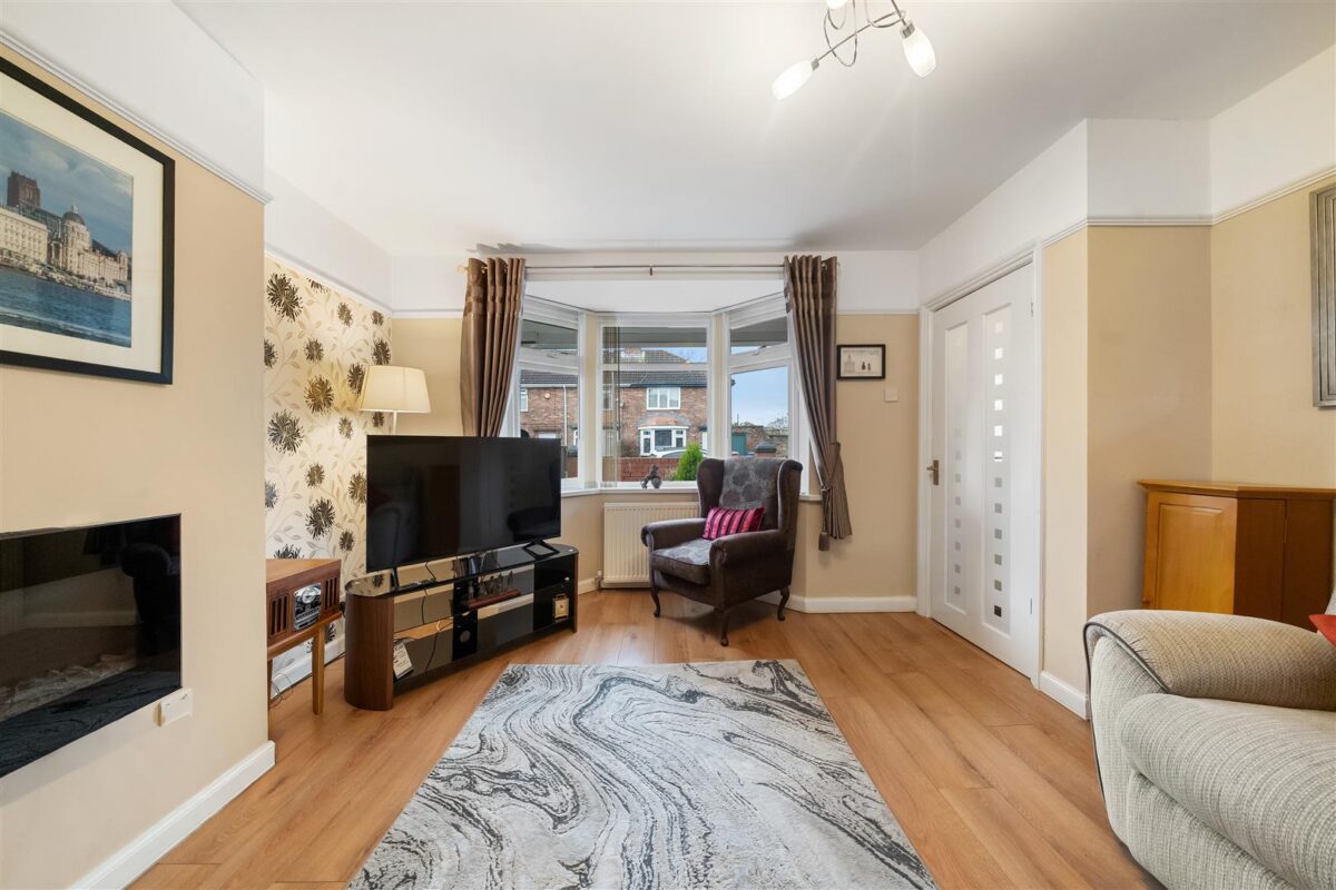 Dereham Crescent, Fazakerley