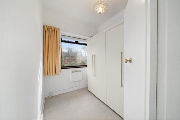 Greenwich Road, Aintree