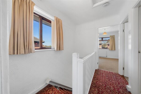 Sandhurst Drive, Aintree Village