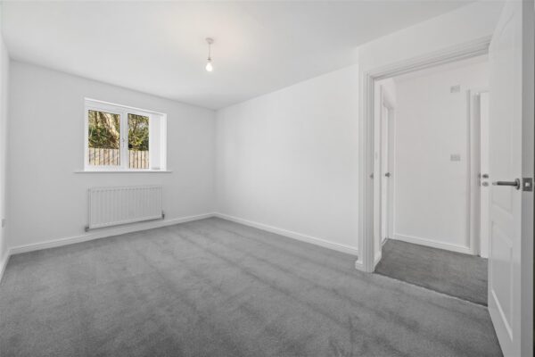 Martingale Close, Aintree Village