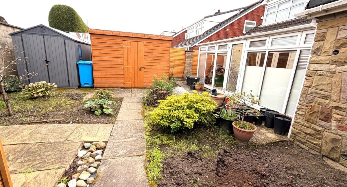 Mount Crescent, North Park