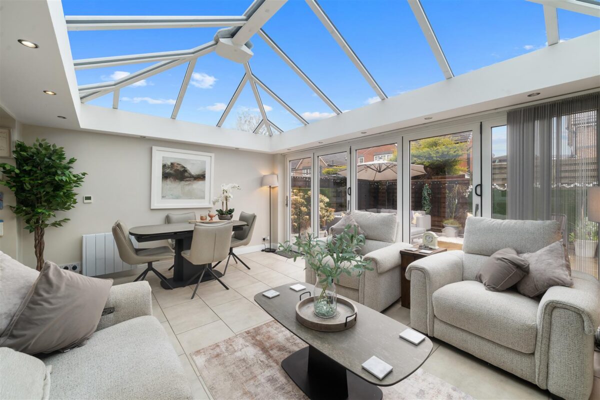 Fernbank Drive, Netherton