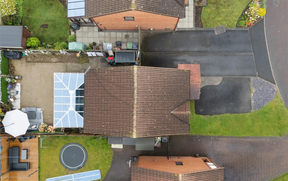 Fernbank Drive, Netherton