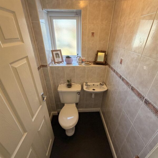 Mount Crescent, North Park