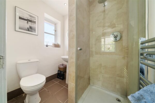 Sprig Close, Aintree