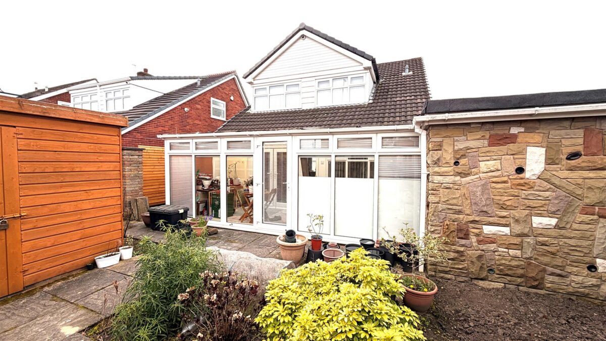 Mount Crescent, North Park