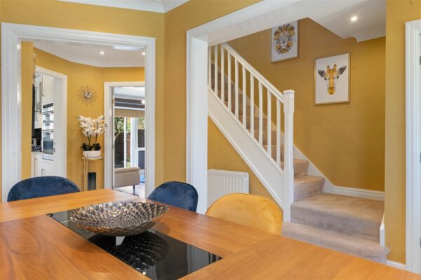 Eremon Close, Aintree