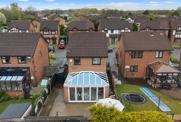 Fernbank Drive, Netherton