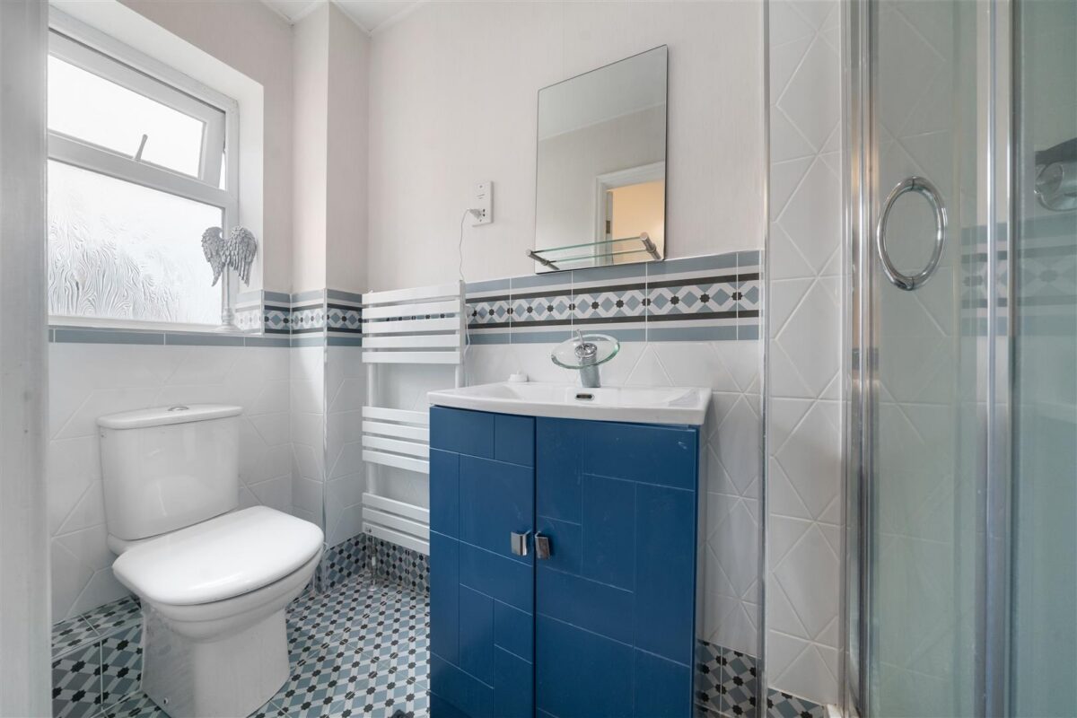 Fernbank Drive, Netherton