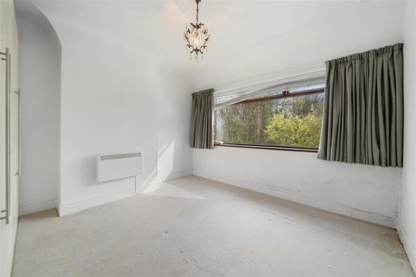 Greenwich Road, Aintree