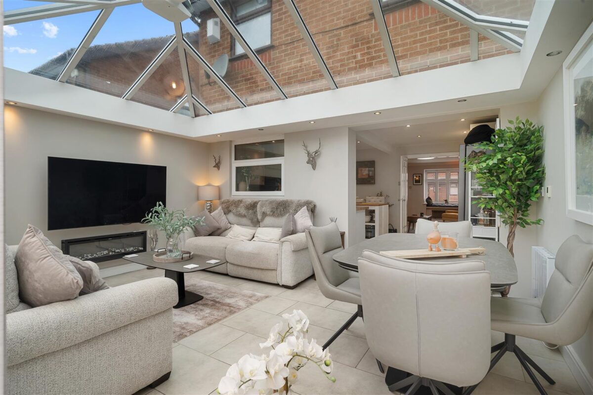 Fernbank Drive, Netherton