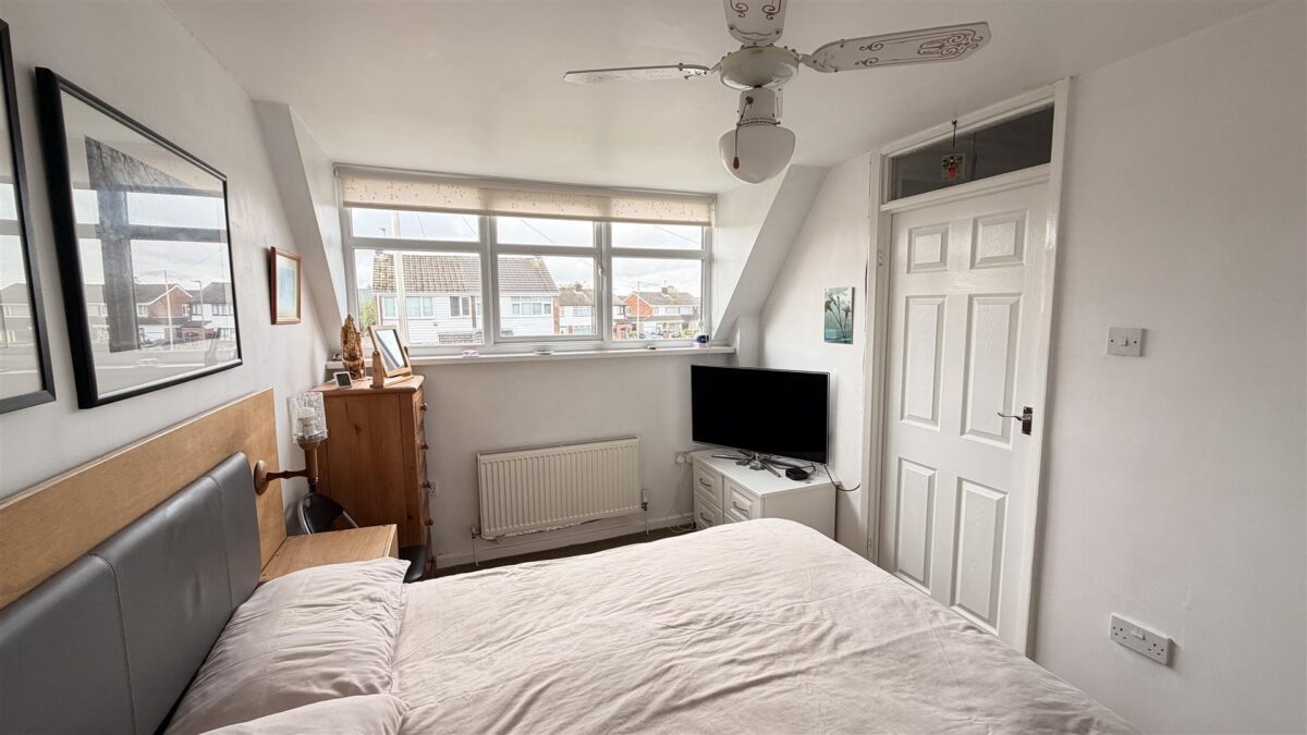 Mount Crescent, North Park