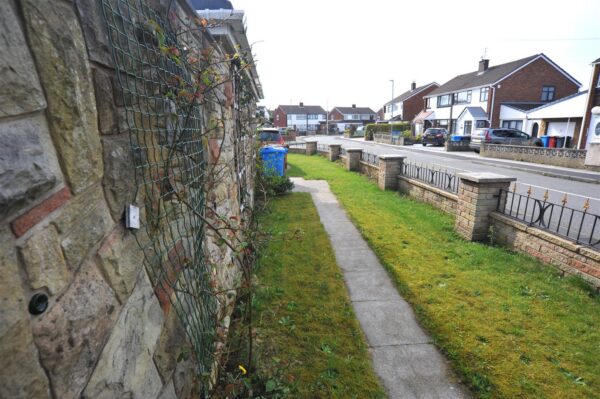 Mount Crescent, North Park