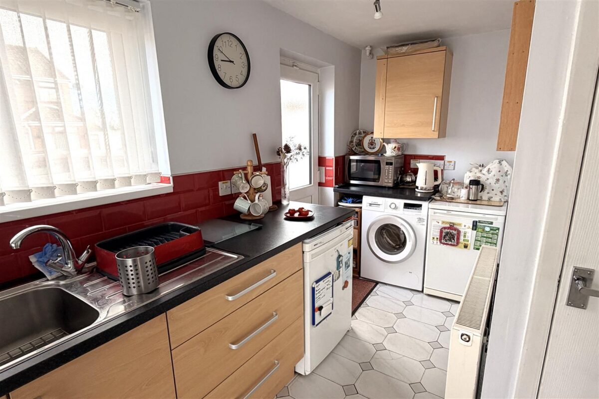 Mount Crescent, North Park