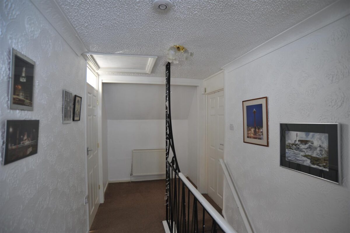 Mount Crescent, North Park