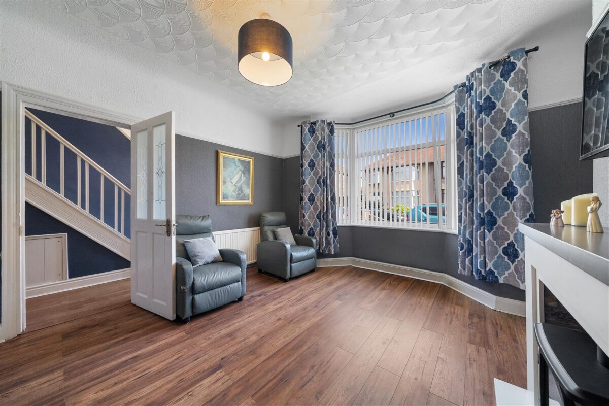 Crescent Road, Walton