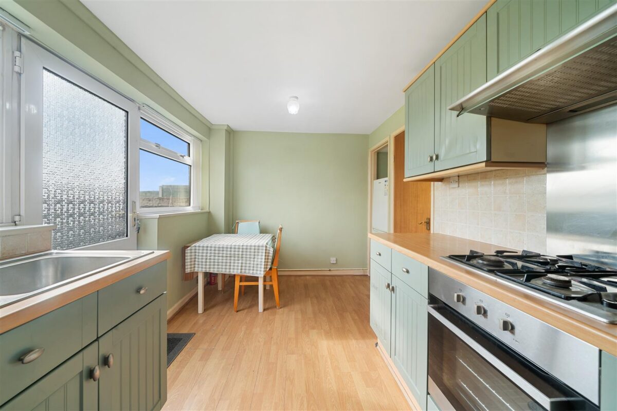 Alicia Walk, Fazakerley