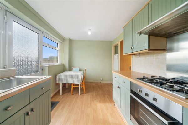 Alicia Walk, Fazakerley