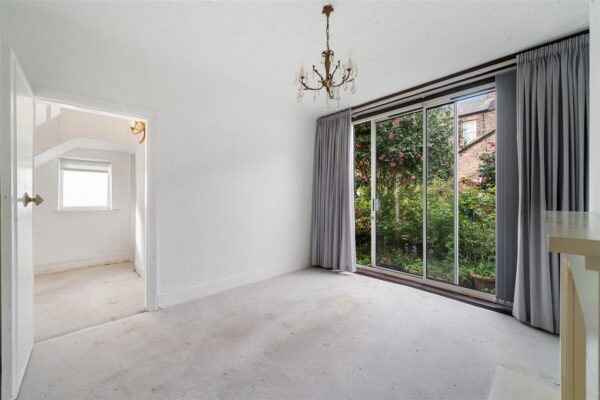 Greenwich Road, Aintree