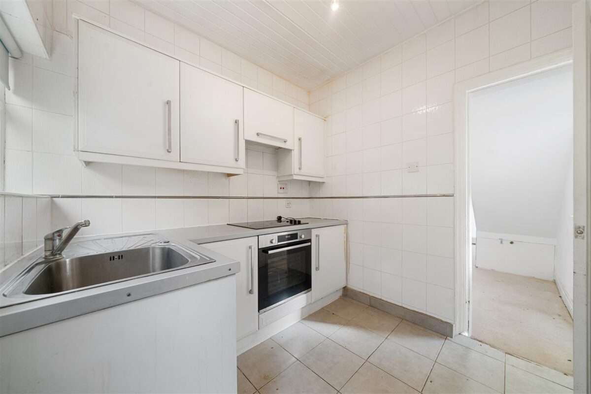 Greenwich Road, Aintree