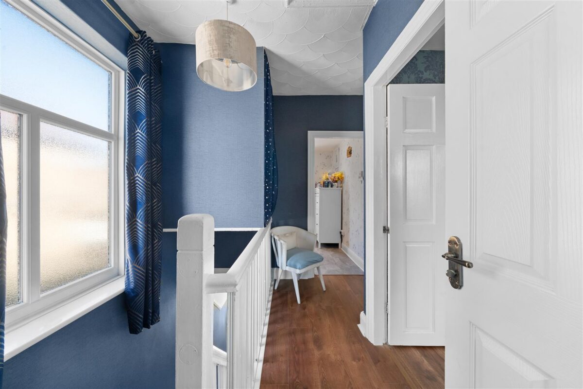 Crescent Road, Walton